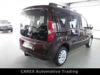 Gebraucht Fiat Doblò Emotion 135 PS (99 kW) 2012 Rot metallic Van / Kleinbus