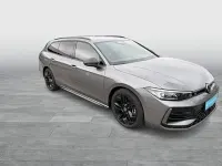 Gebraucht VW Passat R-line 193 PS (141 kW) 2024 Grau Kombi