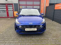 Gebraucht Hyundai i10 Essential 67 PS (49 kW) 2023 Blau Kleinwagen