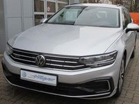 Używany VW Passat GTE 156 KM (114 kW) 2021 Srebrny Kombi