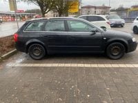 Gebraucht Audi A4 163 PS (119 kW) 2002 Schwarz Kombi