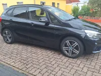 Gebraucht BMW 225 Active Tourer iPerformance 224 PS (164 kW) 2016 Schwarz Van / Kleinbus