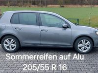 Gebraucht VW Golf VII Match 105 PS (77 kW) 2012 Grau Limousine