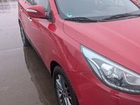 Gebraucht Hyundai ix35 Style 184 PS (135 kW) 2015 Rot SUV