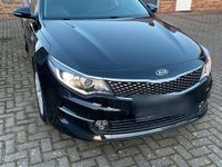 Gebraucht Kia Optima 141 PS (103 kW) 2017 Schwarz Kombi