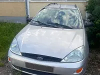 Gebraucht Ford Focus 105 PS (77 kW) 2001 Kombi