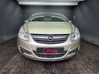 Gebraucht Opel Corsa Edition 80 PS (58 kW) 2008 Champagner silber m2 Kleinwagen