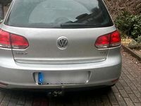 Gebraucht VW Golf VI 105 PS (77 kW) 2011 Silber Kleinwagen