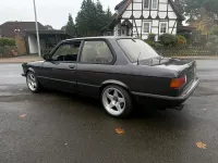 Gebraucht BMW 323 143 PS (105 kW) 1981 Blau Limousine