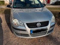 Gebraucht VW Polo 60 PS (44 kW) 2009 Silber Kleinwagen