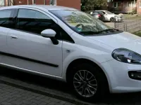 Gebraucht Fiat Punto Evo 77 PS (56 kW) 2011 Weiß Kleinwagen