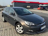 Gebraucht Opel Astra Eco 136 PS (100 kW) 2014 Grau Kombi