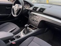 Gebraucht BMW 118 Lifestyle 143 PS (105 kW) 2009 Rot Kleinwagen