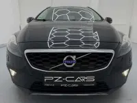 Gebraucht Volvo V40 150 PS (110 kW) 2015 Schwarz Limousine