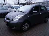 gebraucht Toyota Yaris Cool Edition 8 Fach Bereift Klima el. Fens