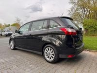 Gebraucht Ford Grand C-Max Titanium 125 PS (91 kW) 2018 Van / Kleinbus