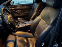 Gebraucht BMW 530 258 PS (189 kW) 2010 Schwarz Limousine