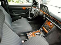 Gebraucht Mercedes S280 185 PS (136 kW) 1981 Grau Limousine