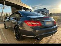 Gebraucht Mercedes E220 200 PS (147 kW) 2013 Grau Coupé