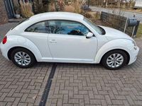 Gebraucht VW Beetle Design 105 PS (77 kW) 2012 Weiß Kleinwagen