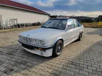 Gebraucht BMW 316 Performance 90 PS (66 kW) 1983 Weiß Cabrio