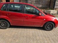Gebraucht Ford Fiesta 80 PS (58 kW) 2008 Rot Kleinwagen