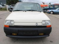 Używany Renault R5 58 KM (42 kW) 1988 Biały Hatchback