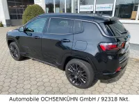 Second-hand Jeep Compass 241 CP (177 kW) 2022 Negru SUV