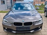 Gebraucht BMW 320 183 PS (134 kW) 2015 Braun Kombi