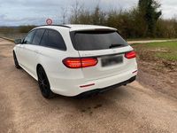 Gebraucht Mercedes E300 265 PS (194 kW) 2024 Weiß Kombi