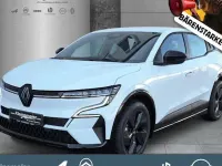Używany Renault Megane E-Tech Evolution 96 kW (131 KM) 2025 Biały Sedan/Limuzyna