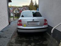 Gebraucht VW Passat 116 PS (85 kW) 2004 Grau Limousine