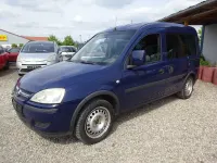 Używany Opel Combo 94 KM (69 kW) 2010 Niebieski Minivan