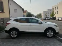 Gebraucht Nissan Qashqai 131 PS (96 kW) 2014 Weiß SUV