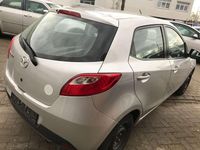 Gebraucht Mazda 2 Independence 86 PS (63 kW) 2008 Silber Limousine