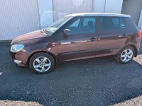 Gebraucht Skoda Fabia 70 PS (51 kW) 2012 Rot Limousine