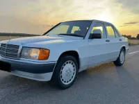 Gebraucht Mercedes 190 122 PS (89 kW) 1989 Weiß Limousine