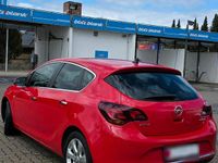 Gebraucht Opel Astra 165 PS (121 kW) 2012 Rot Kleinwagen