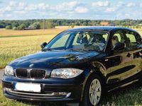 Gebraucht BMW 116 122 PS (89 kW) 2010 Schwarz Kleinwagen