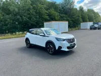 Gebraucht Peugeot 2008 Allure 131 PS (96 kW) 2022 Weiß SUV