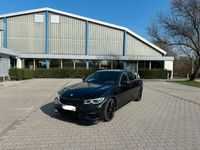gebraucht BMW 320 i M Performance, Laser, Head-Up, Leder, Kamera
