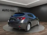 Gebraucht Mazda 3 Center-Line 120 PS (88 kW) 2015 Obsidiangrau metallic Limousine