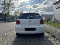 Gebraucht VW Polo Life 60 PS (44 kW) 2013 Weiß Kleinwagen