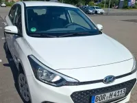Gebraucht Hyundai i20 Active 75 PS (55 kW) 2016 Weiß Limousine