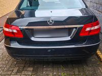 Gebraucht Mercedes E200 Elegance 184 PS (135 kW) 2009 Schwarz Limousine