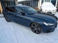 Gebraucht Volvo V90 Ultimate 197 PS (144 kW) 2024 Denim blue / metallic Kombi