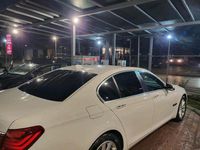 Gebraucht BMW 730 258 PS (189 kW) 2014 Weiß Limousine