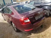 Gebraucht Skoda Octavia Elegance 179 PS (131 kW) 2013 Rot Limousine