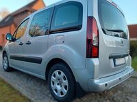 Gebraucht Peugeot Partner Tepee Active 98 PS (72 kW) 2017 Silber Van / Kleinbus