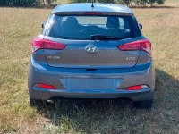 Gebraucht Hyundai i20 102 PS (75 kW) 2018 Grau Kleinwagen